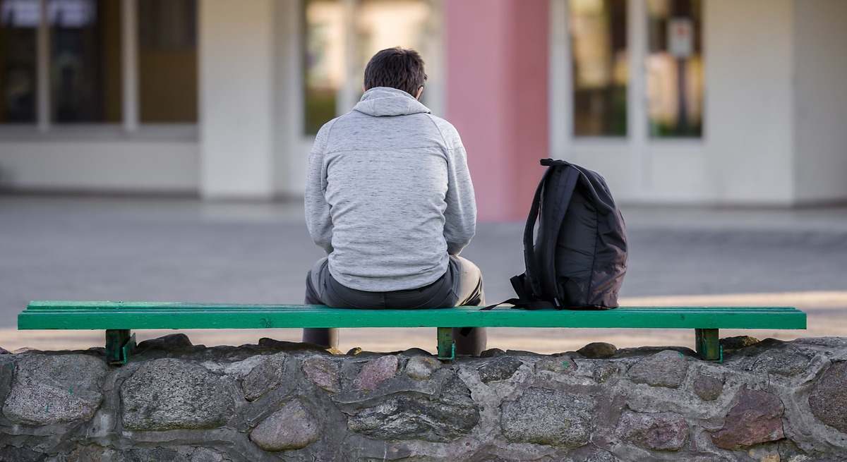 Las razones por las que las personas más agradables muchas veces no tienen amigos cercanos, según la psicología