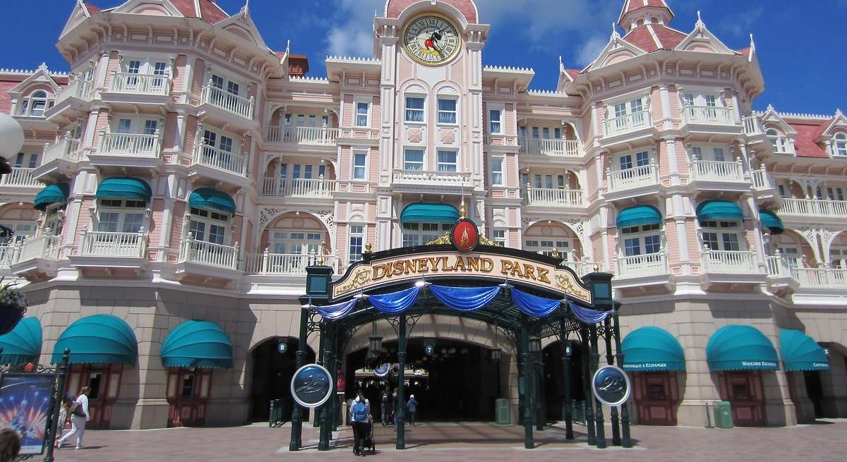 El juzgado de Segovia desestima la demanda de un hombre contra Euro Disney tras "no poder" disfrutar del parque durante su visita