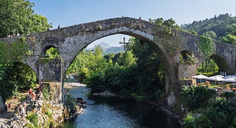 Puente de Cangas de Onís