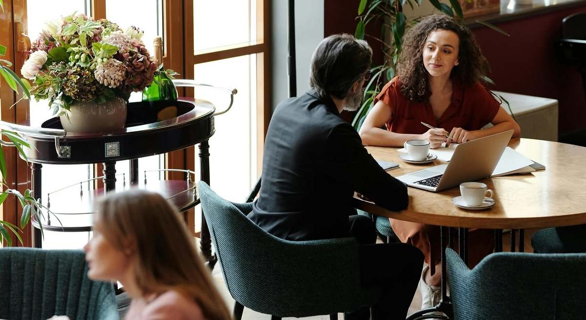 Extremadura da ayudas a los Ayuntamientos pequeños para impulsar espacios de coworking en zonas rurales