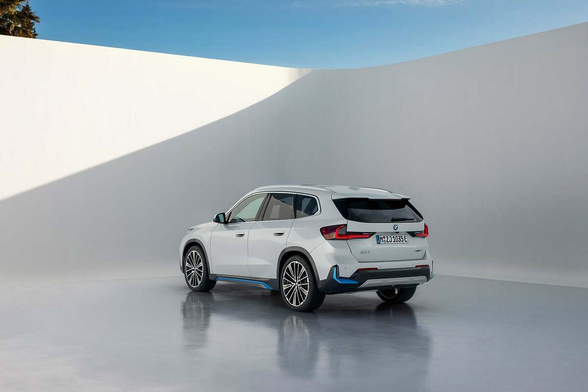 BMW ix1 (159 unidades)