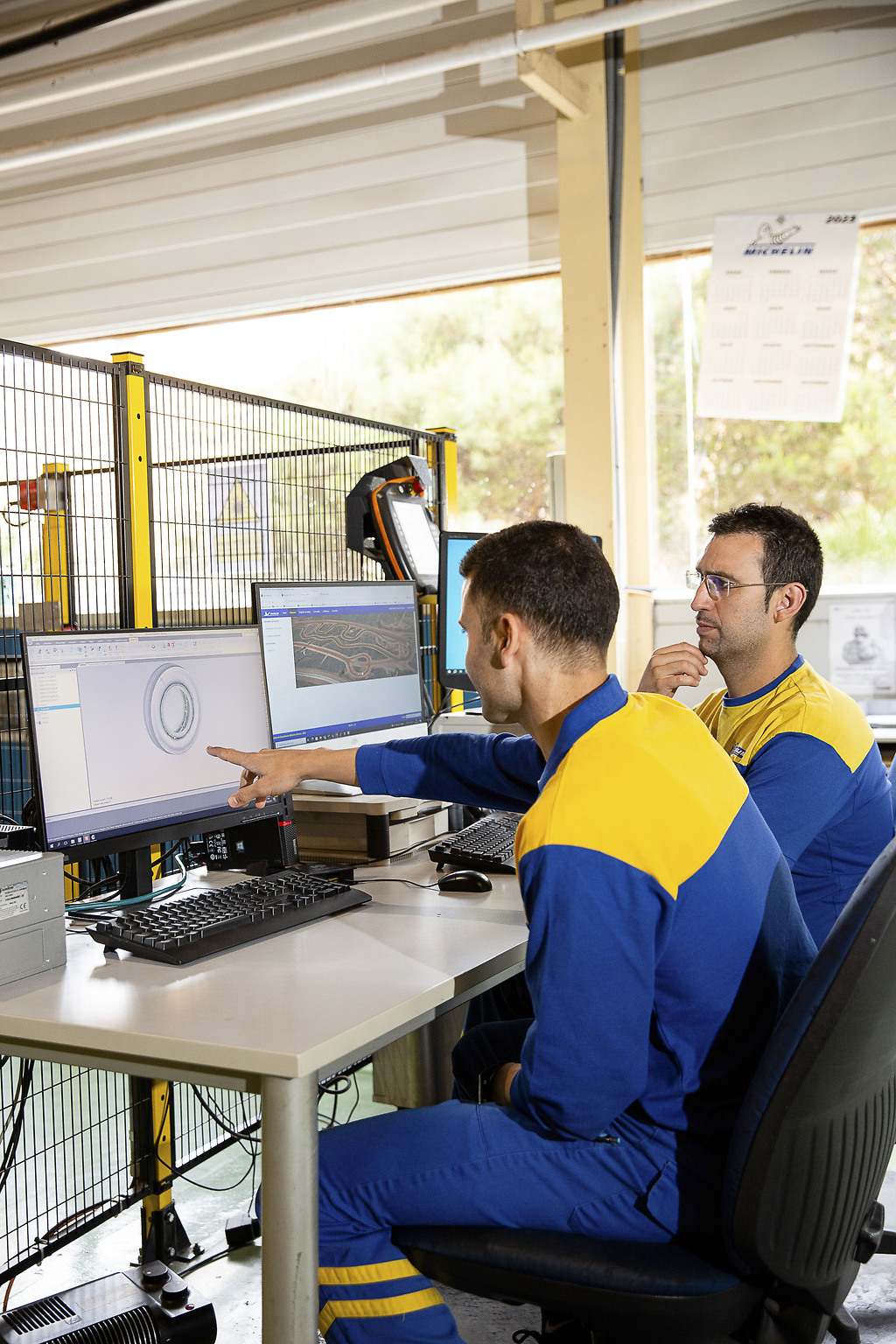 Parte del trabajo que se realiza en los laboratorios del CEMA