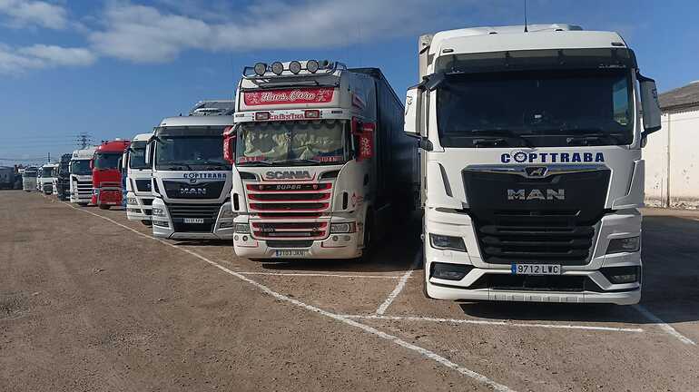 Flota de camiones de Coopttraba