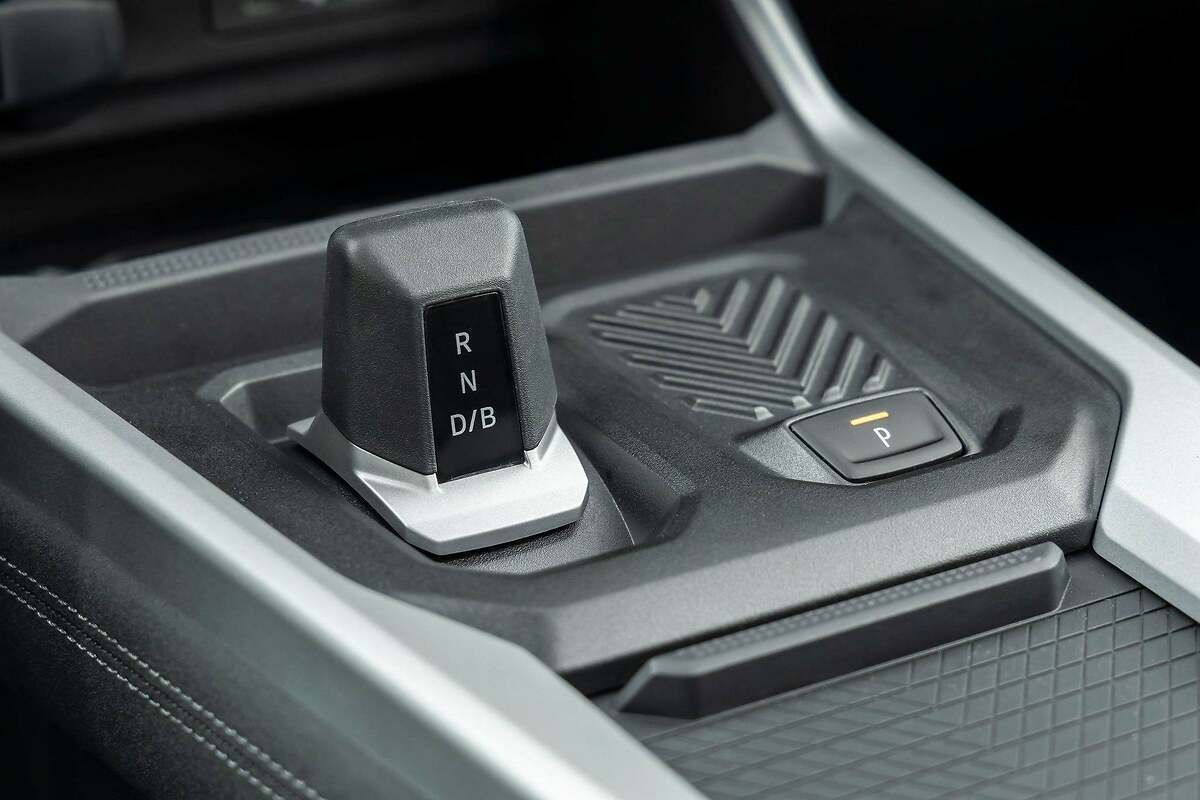 Dacia Bigster. Caja de cambios manual de 6 velocidades en todas las versiones excepto en el Hybrid 155.