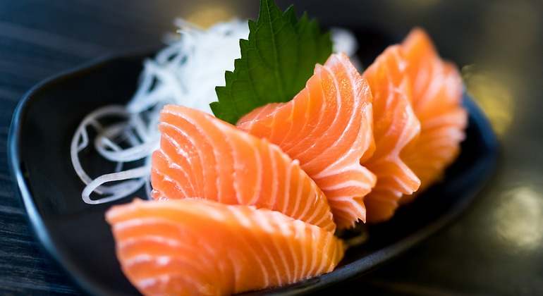 Sashimi de salmón
