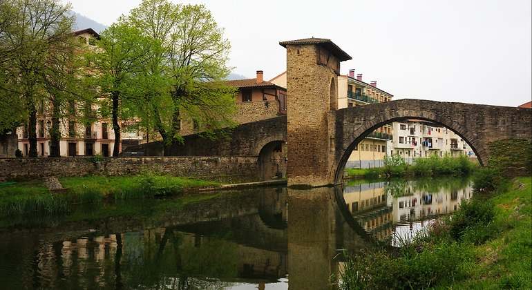 Medieval románico puente de Balmaseda, Bizkaia, país Vasco