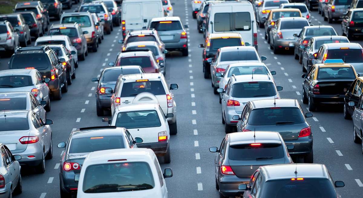 Confirmado por la DGT: a partir de este jueves, evita la carretera en estos horarios por la operación salida