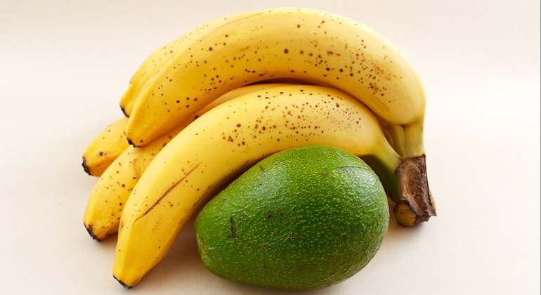 Plátano y aguacate