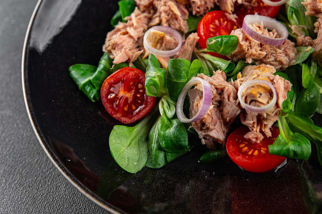 Olvídate de la mayonesa: tu ensalada de atún tendrá un toque extra de sabor con solo un ingrediente