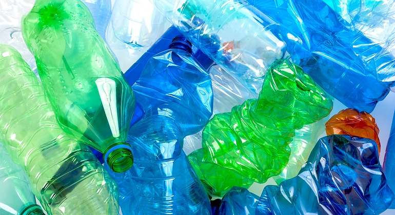 botellas de plástico