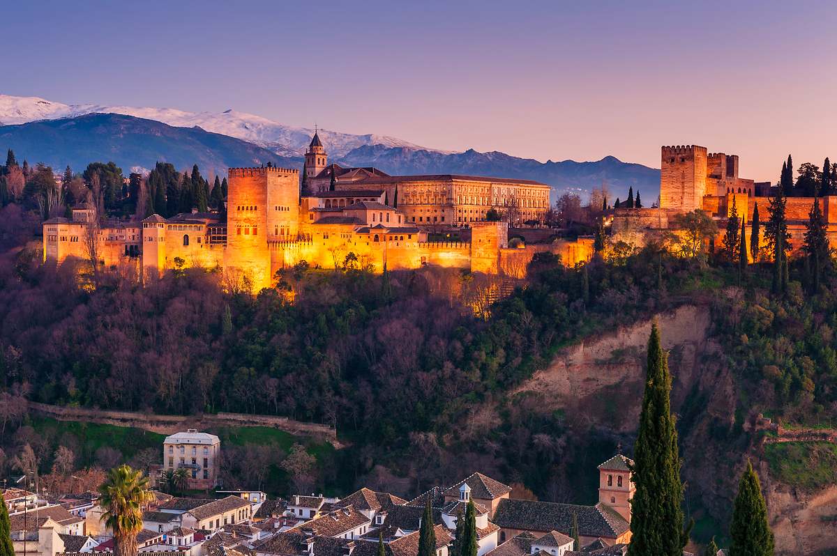 Ni la Alhambra ni el Palacio Real de Madrid: esta es la joya que ostenta el título de primer Monumento Nacional de España