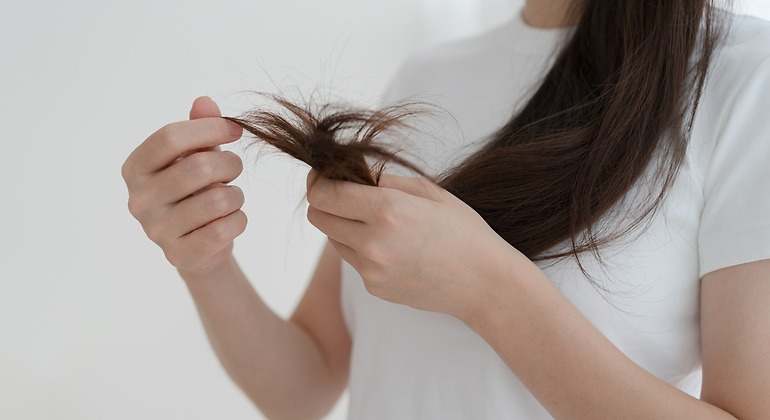 cabello con las puntas abiertas