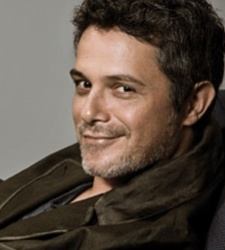 alejandro-gira-2013.jpg