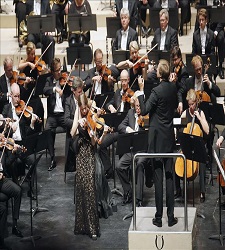 225x250-quincena_musical.jpg