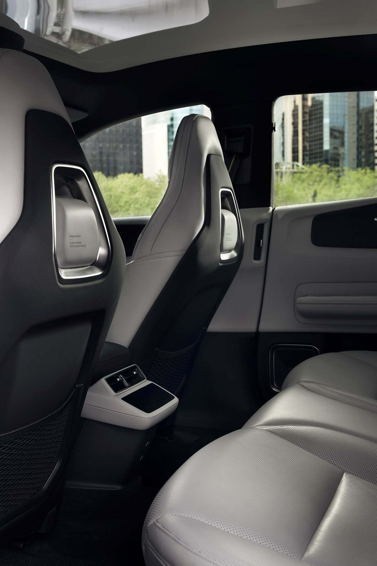 Polestar 4.