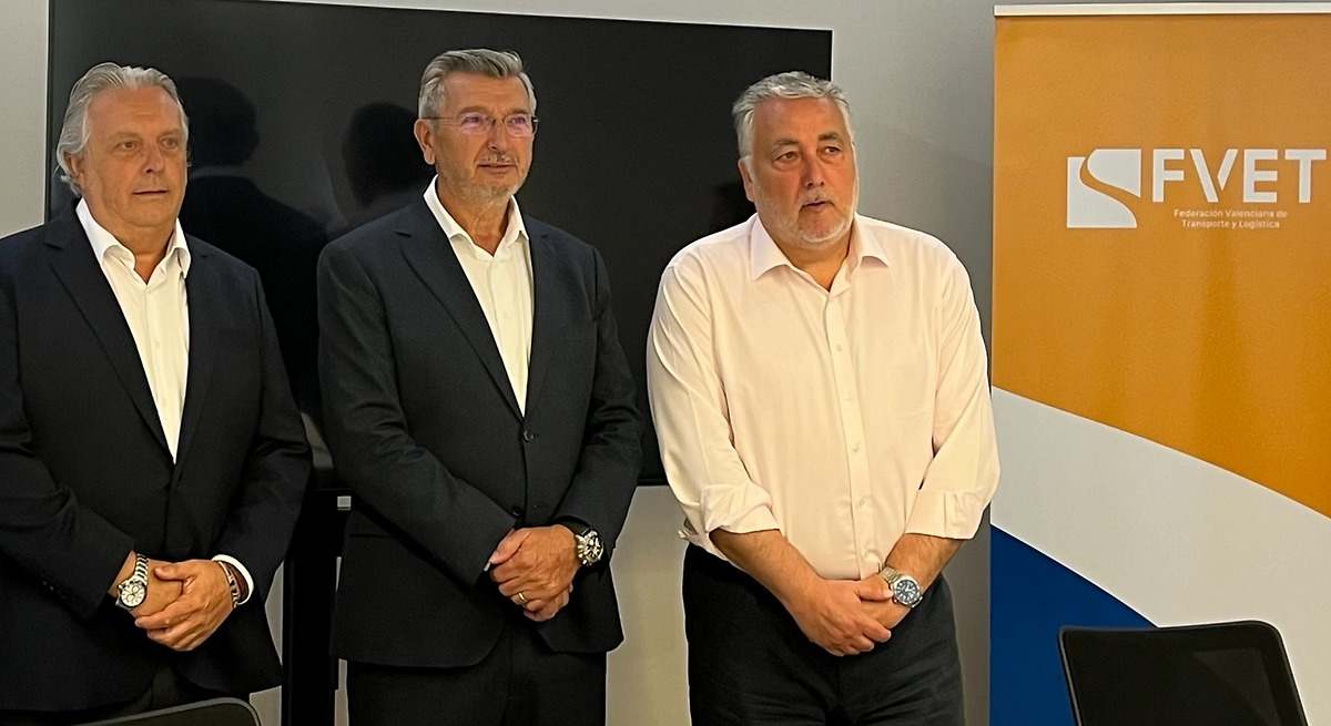 La patronal de transporte FVET denuncia que la mayoría de los camiones pasan la ITV fuera de Comunidad Valenciana