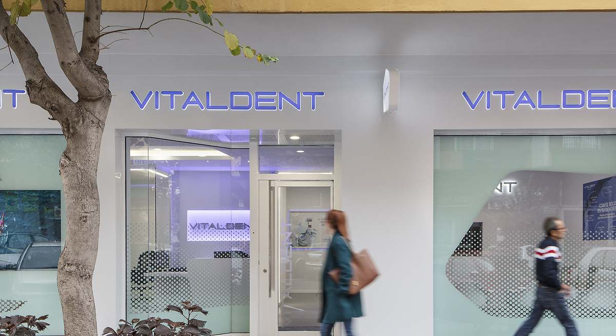 Bruselas aprueba la compra de Vitaldent por el fondo canadiense OTPP