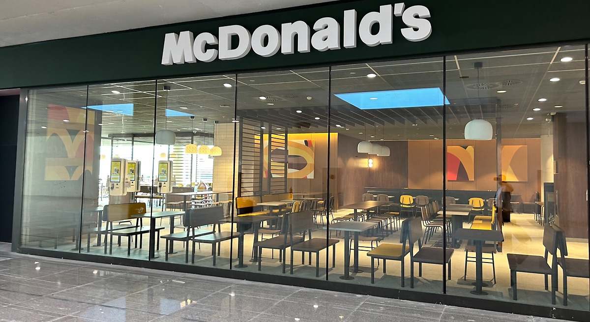 McDonald s celebra sus 40 años en Baleares con el estreno de su mayor restaurante de Europa