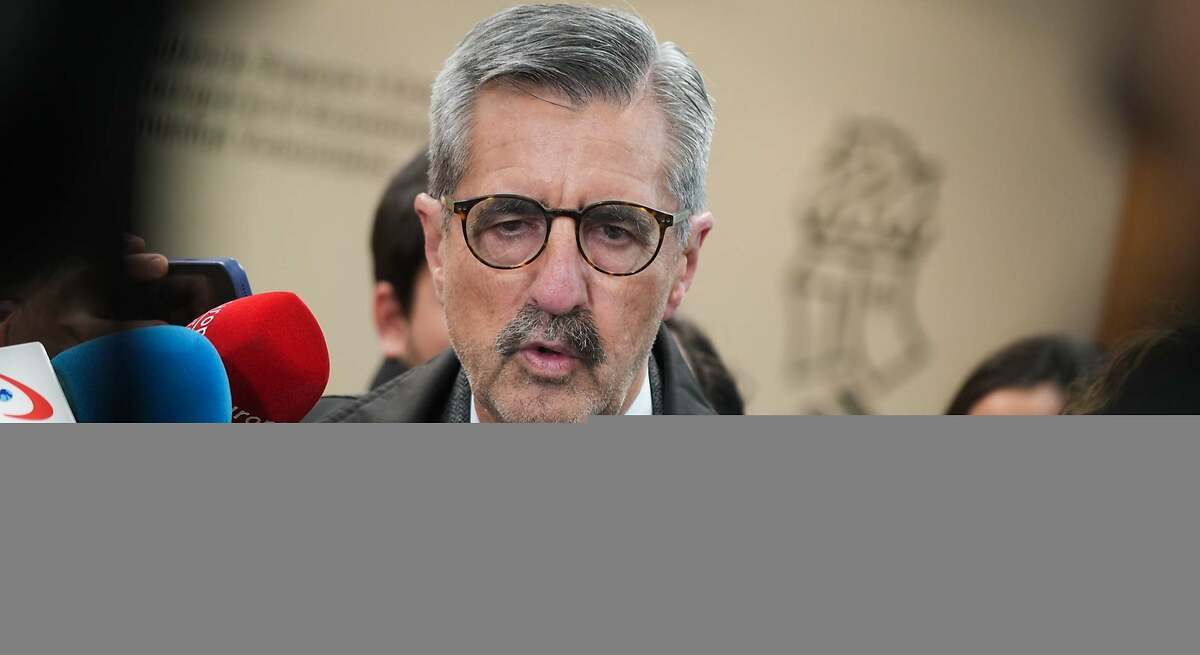 Dimite el comisionado del Gobierno para Dana tras desvelar Antifraude que presentó un título falso