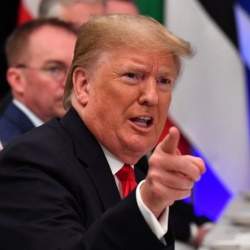 Trump-ofendido-250.jpg