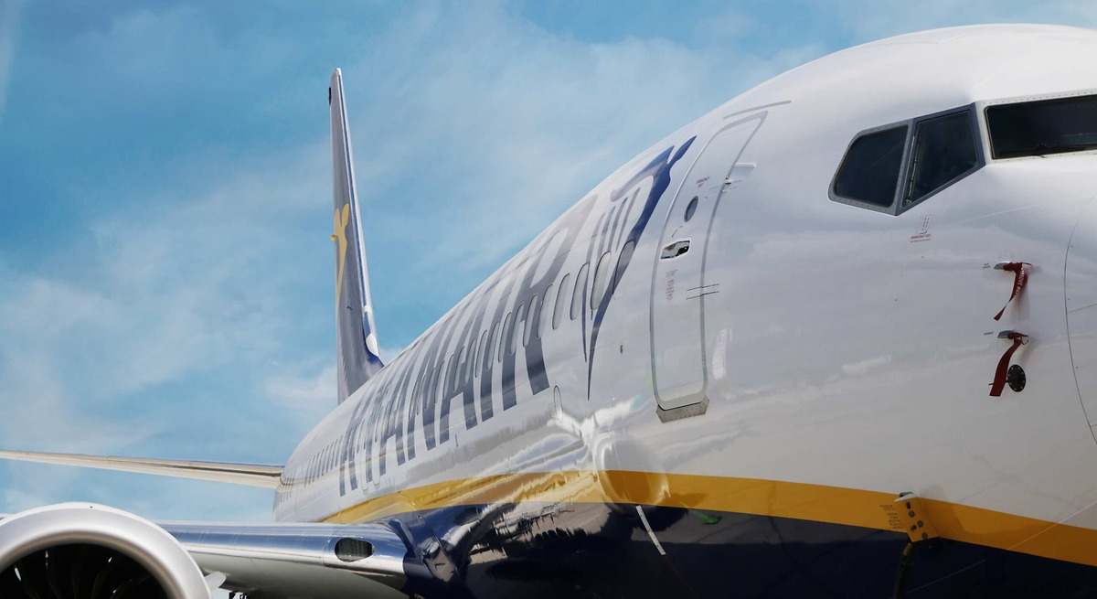 Ryanair sigue imbatible: crece un 6,6% pese a recortar rutas y a su pulso con el Gobierno