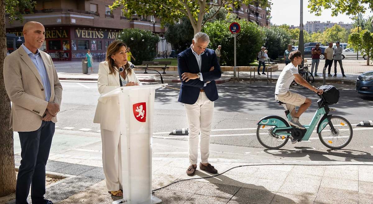 El carril bici crece en Zaragoza: se abre el nuevo tramo en La Almozara
