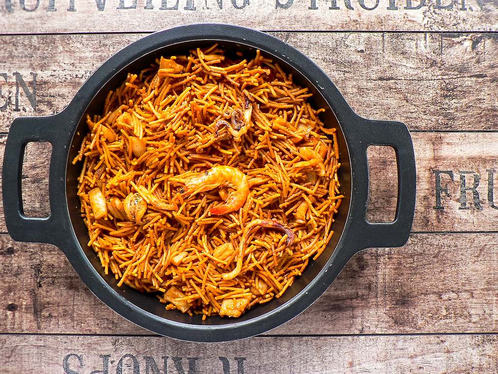 Ingredientes de la fideuá con langostinos
