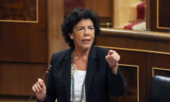 celaa-ministra.jpg