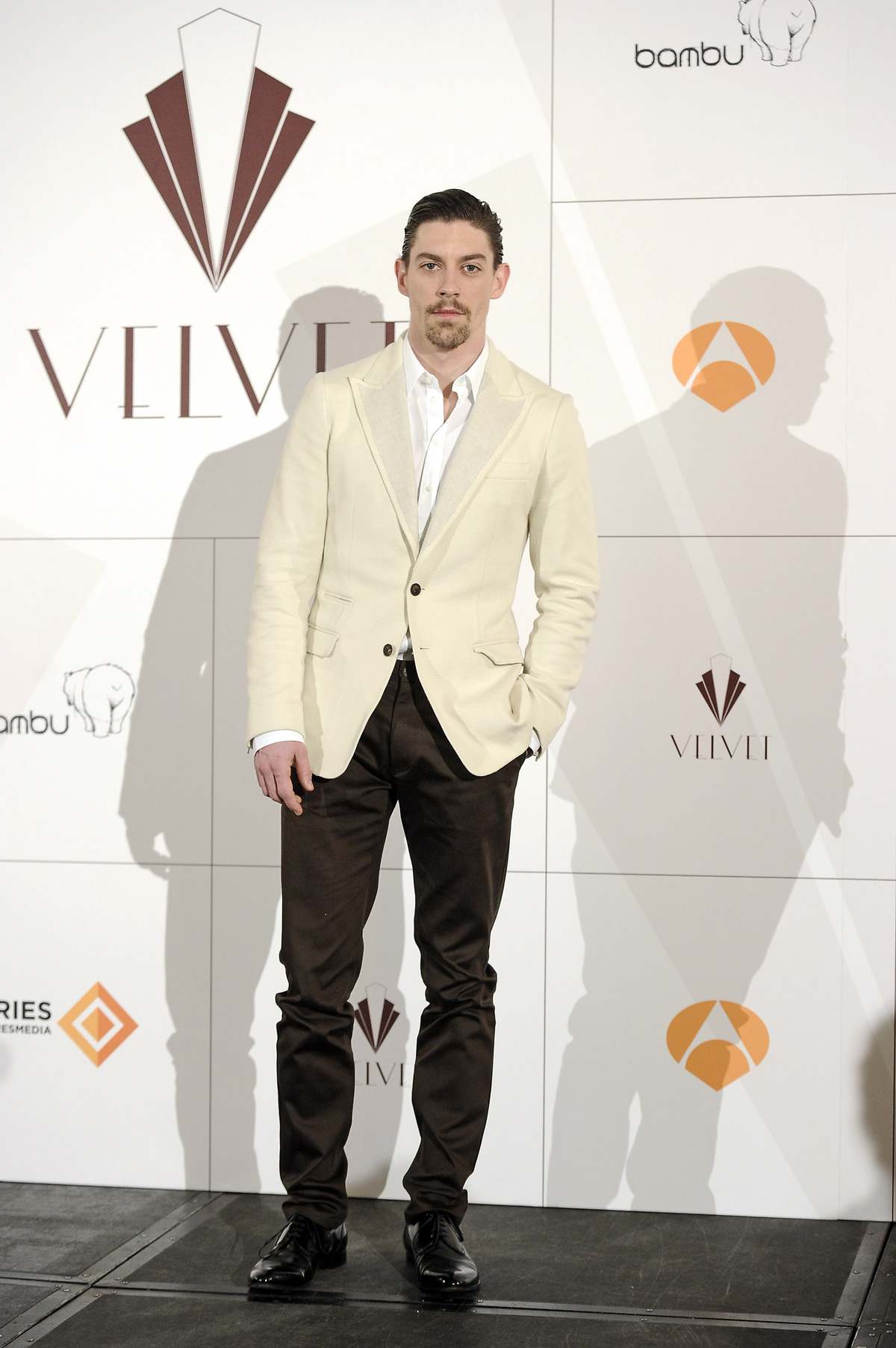 Adrian Lastra es Pedro