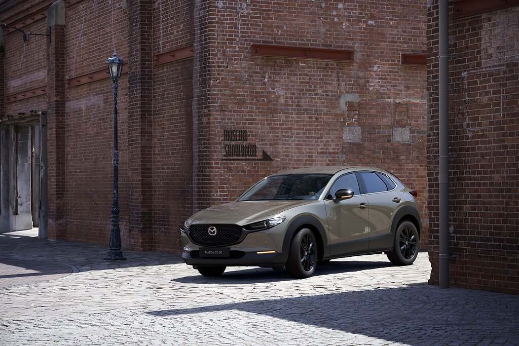 Mazda CX-30 2.0 e-Skyactiv 122 CV. Desde 27.390 euros.