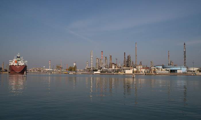 Bioraffineria-Eni-di-Venezia.jpg
