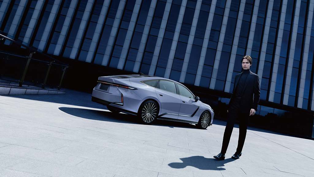 Lexus ES 2026