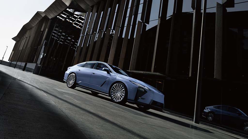 Lexus ES 2026
