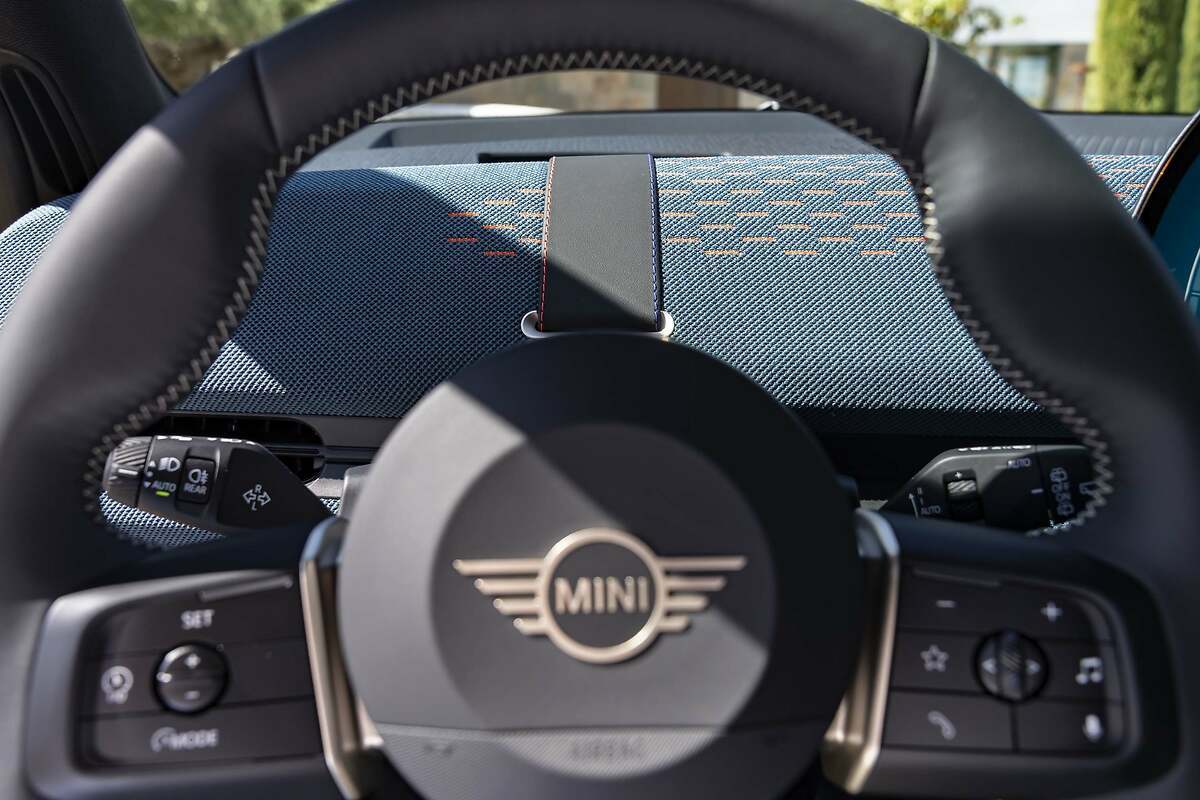 Mini Aceman 2025