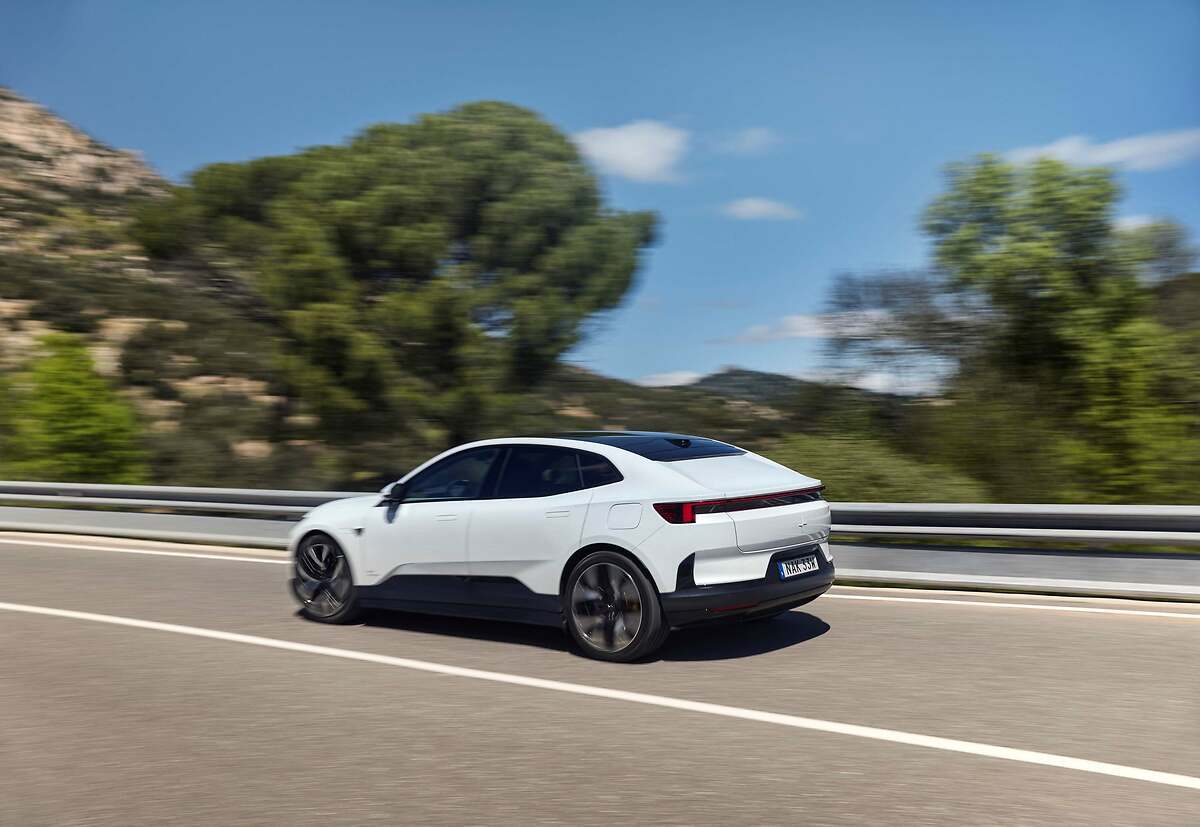 Polestar 4. Un coche cómodo y buen rutero.