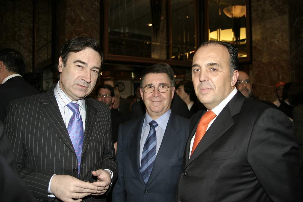 Pedro J., Juán González y Gregorio Peña en la fiesta de presentación