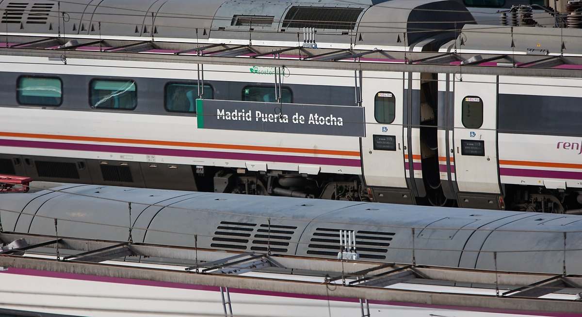 Restablecida la circulación de trenes entre Madrid y Andalucía aunque Adif avisa:  se pueden registrar retrasos por la acumulación de trenes 