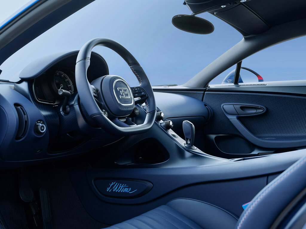 Cuidado y lujoso interior el del Chiron.