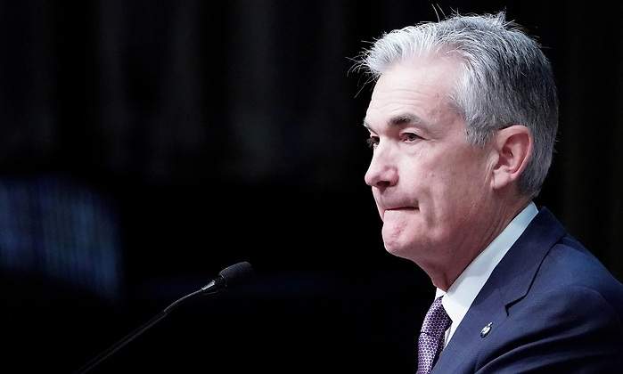 powell-perfil-labios.jpg