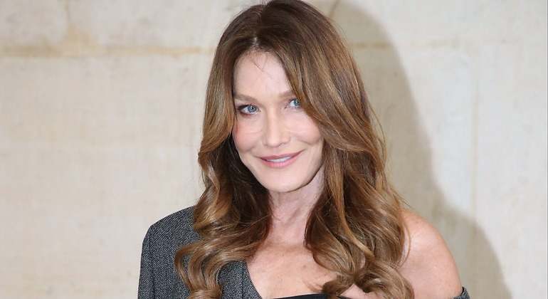 Carla Bruni. Fuente: Cordon.