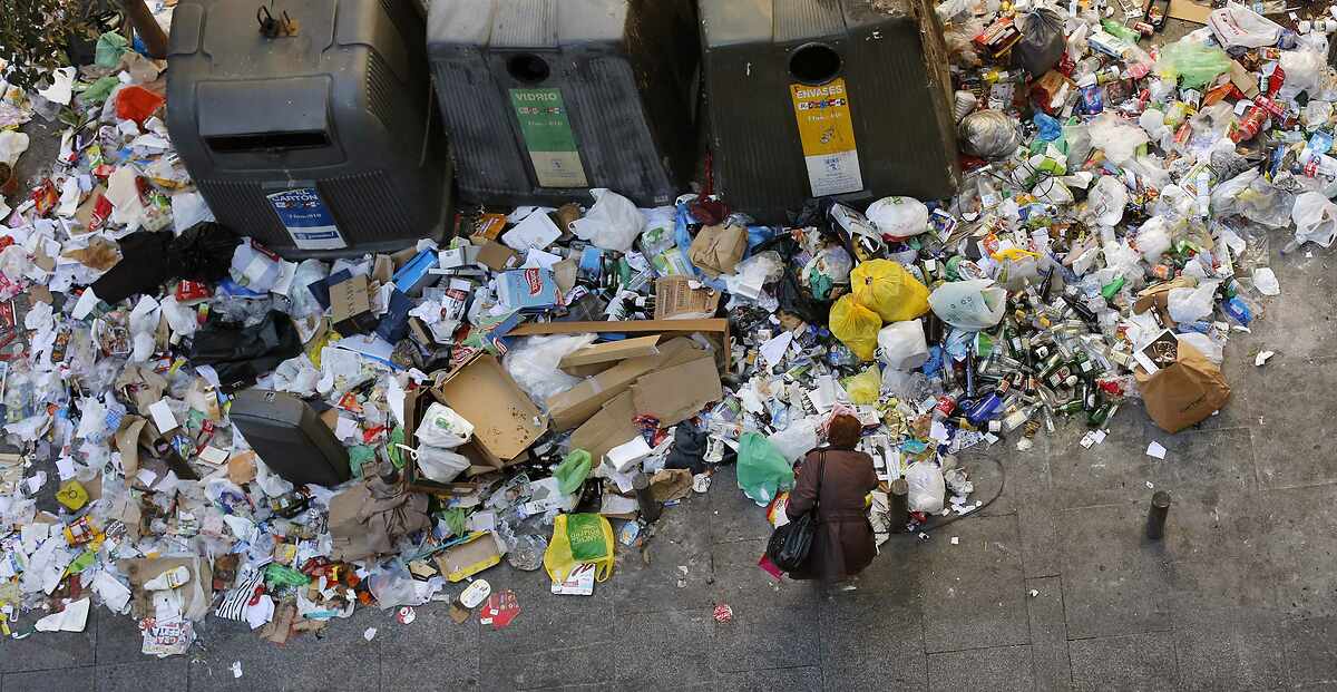 Madrid se llena de basura