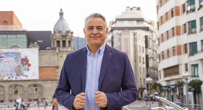 Javier de Andrés.