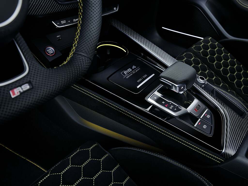 Audi RS 4 Avant edition 25 years