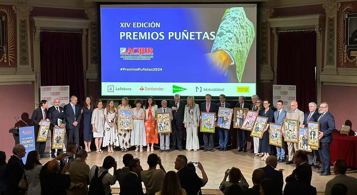 El magistrado Antonio del Moral recibe el Premio  Puñetas de Oro  de ACIJUR