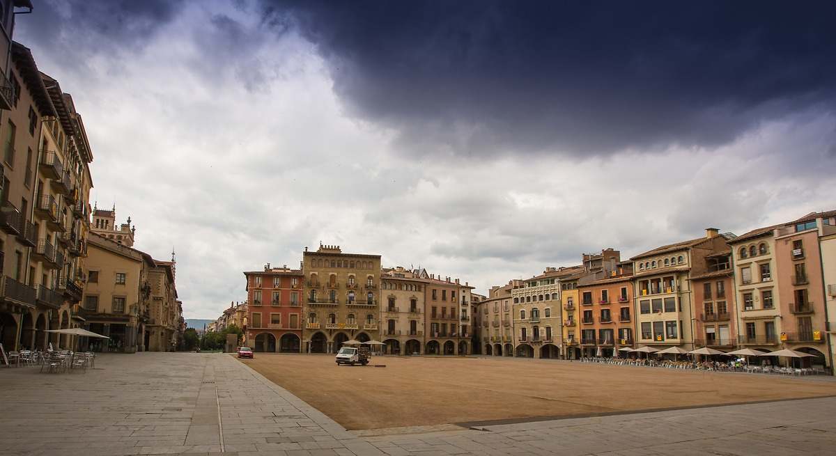 Hoy y mañana habrá que estar pendientes del cielo en estas ocho comunidades: atención a las tormentas de media tarde por la DANA