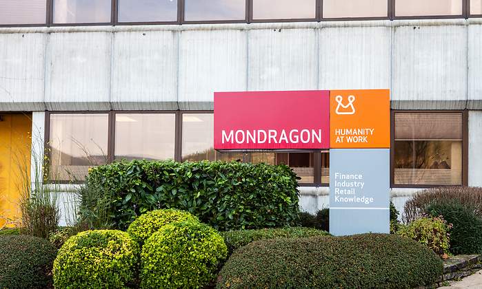 mondragon.jpg