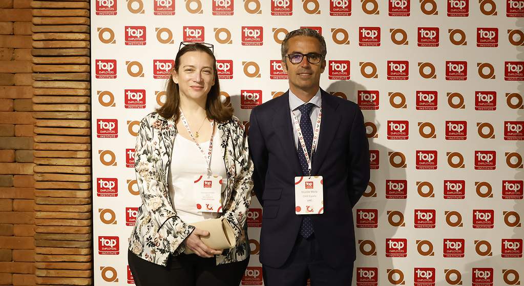 Cristina Carrasco y Vicente Molla, representantes de CHEP