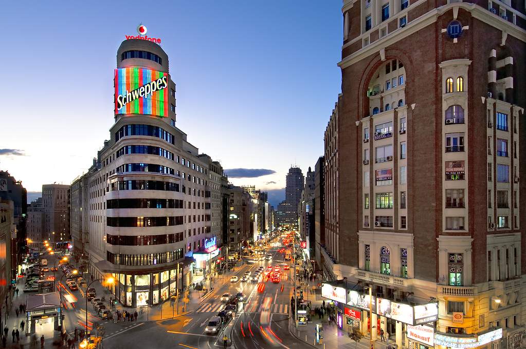 El emblemático edificio Carrión de Madrid cumple 85 años