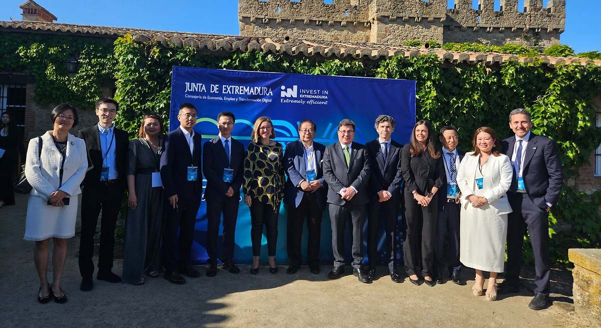 Extremadura a la carrera del vehículo eléctrico y el hidrógeno verde: la fábrica de cátodos de Mérida producirá en 2026