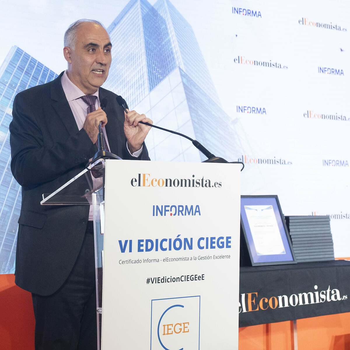 Amador G. Ayora, director de elEconomista